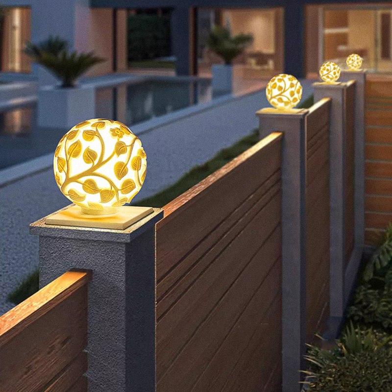 Outdoor column lights solar LE - огляд і ціна Garden Lighting Decor